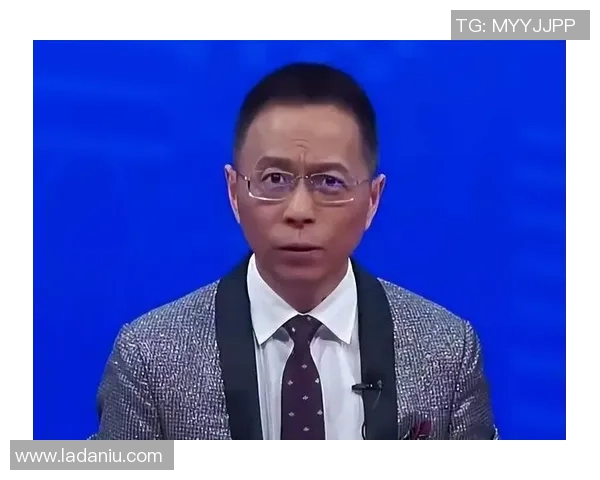 足球解说员最喜爱的球星是谁他的风采和成就如何影响足球世界