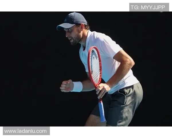 里齐足球明星崛起之路：从青训到顶级赛场的逆袭故事